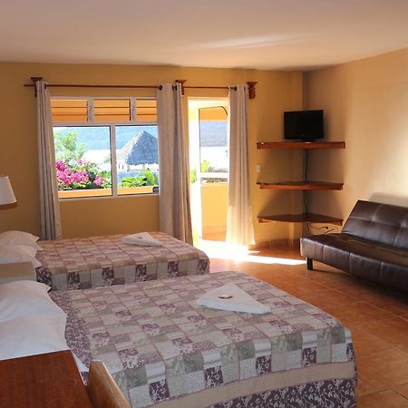 Hotel Y Restaurante El Muelle Ел Ремате Екстериор снимка